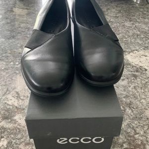 ECCO slip on shoes